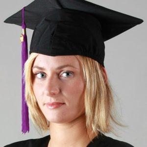 Coiffe mate, chapeau pour tenue de remise de diplôme